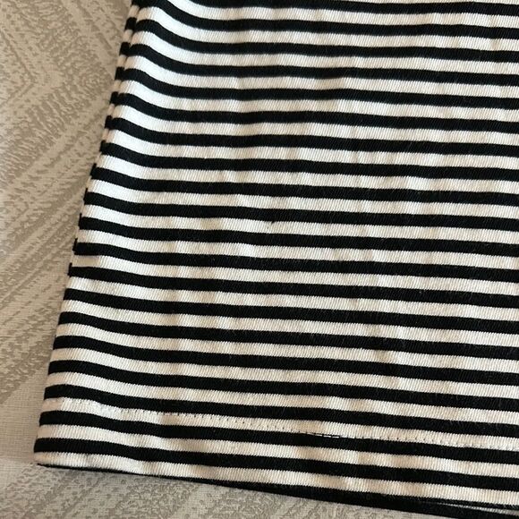 Current/Elliott Women’s Black and White Striped Puff Sleeve Top - Size 0 - Picture 4 of 6